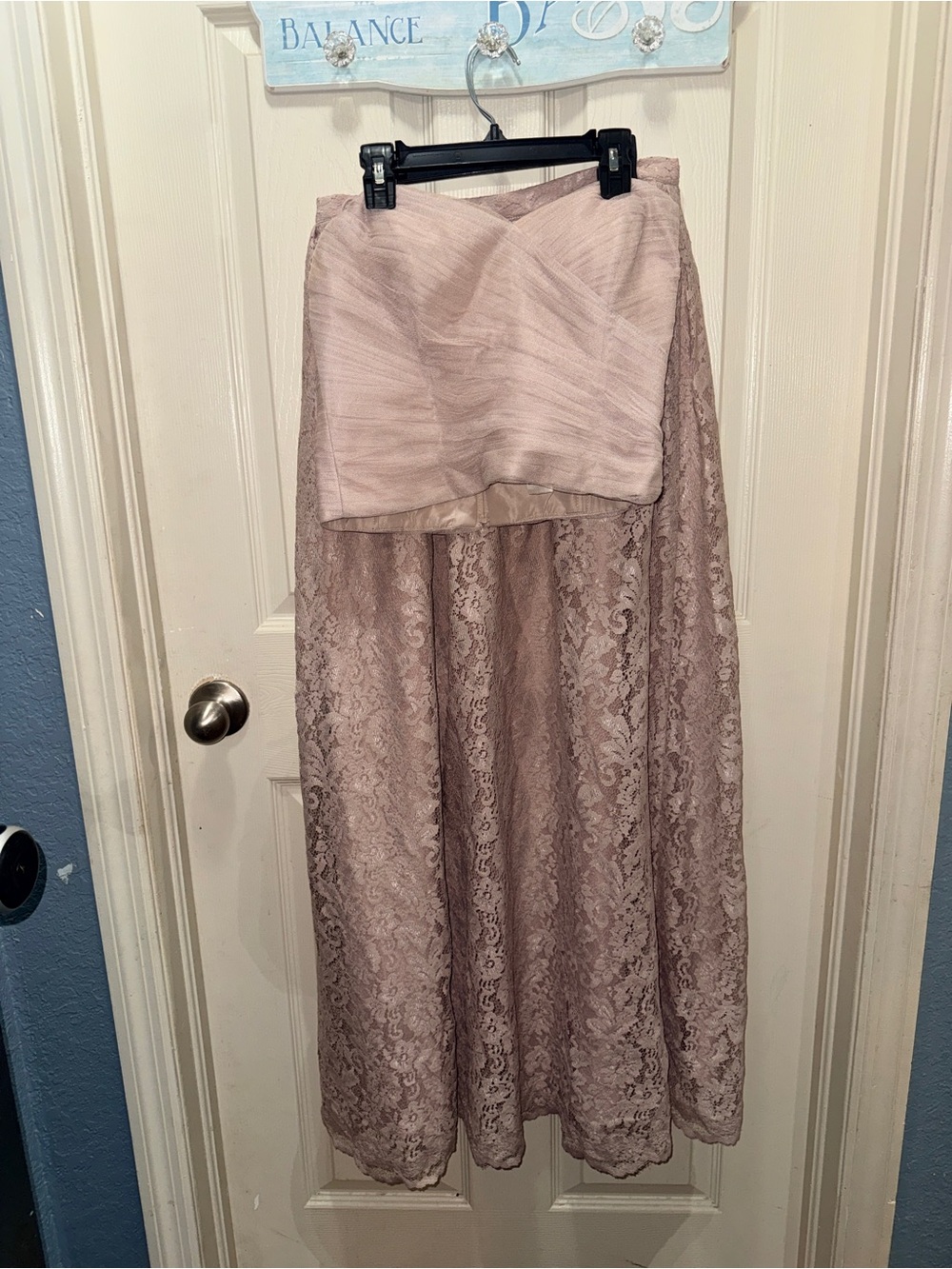 Lace Overlay Maxi Skirt Set in Dusty Mauve